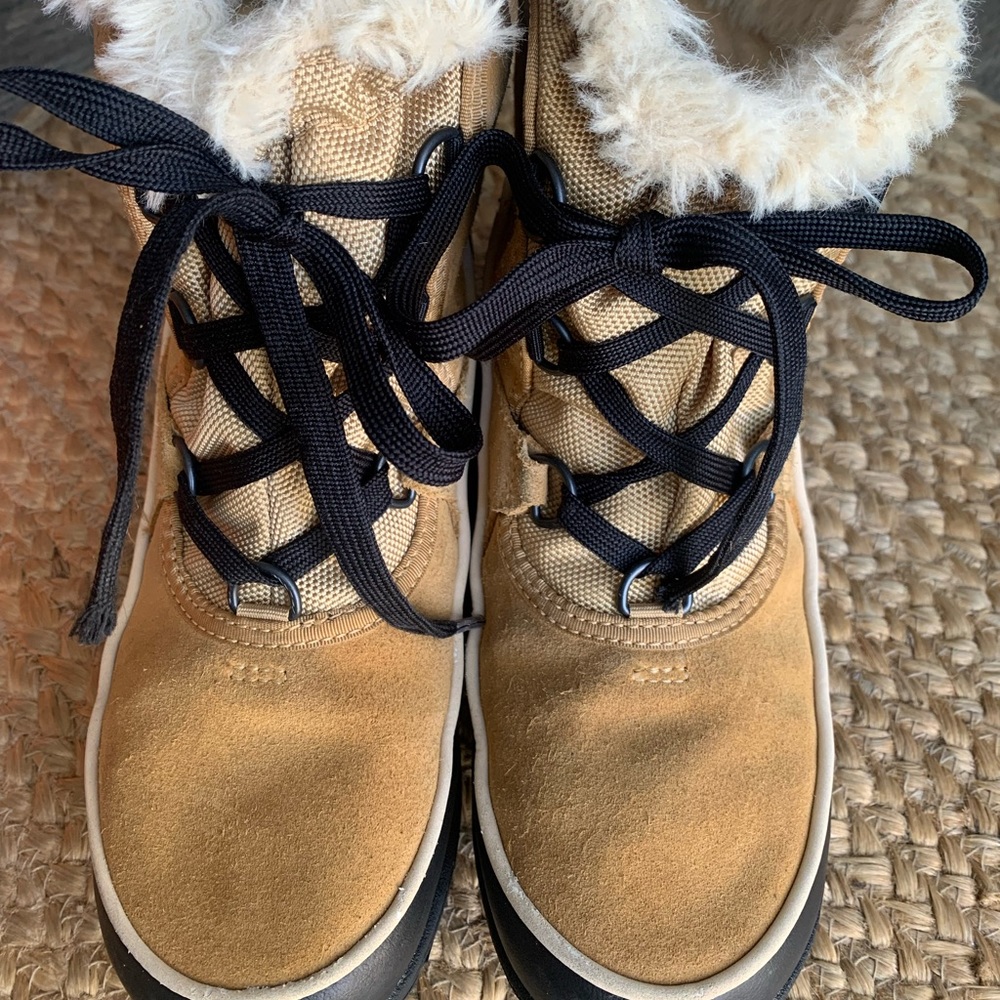 Sorel snow boots
